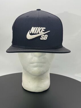 Nike SB Trucker hat
